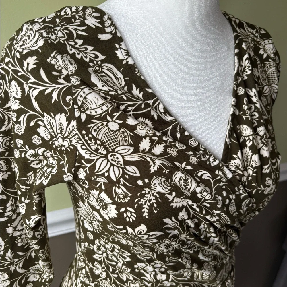 DNA Couture Green and White Ruched Wrap Dress - Picture 3 of 5